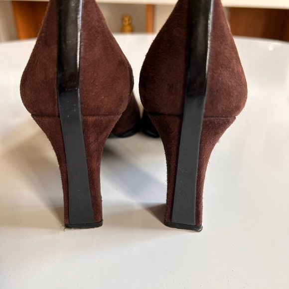 Stuart Weizmann Pump - Picture 3 of 5